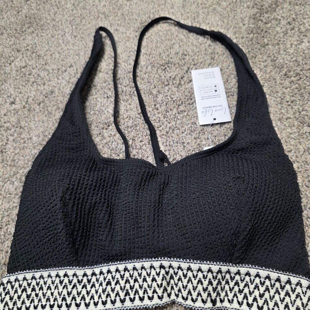 NWT Cupshe Two Piece Swimsuit Size Medium Black Bikini Activewear Pool Beach - Picture 6 of 8